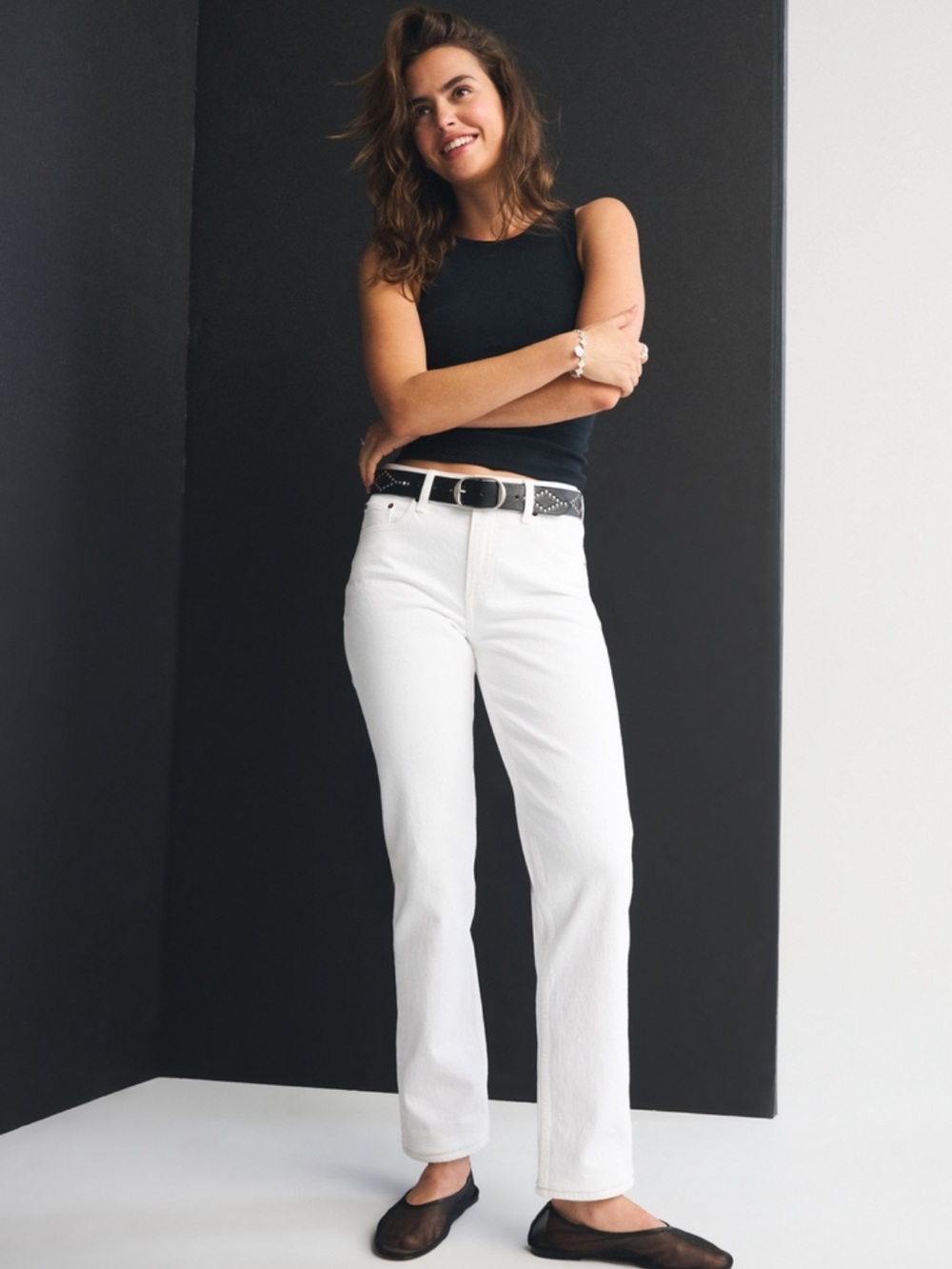 Abercrombie White Mid-Rise 90s Straight Leg Jeans